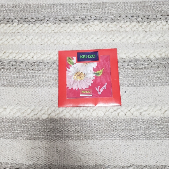 VINTAGE KENZO PARIS White Floral Scarf - Picture 2 of 4